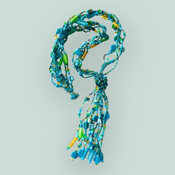 Handcrafted with Delicate Beads Necklace in Blue and Green - Picture 3 of 3